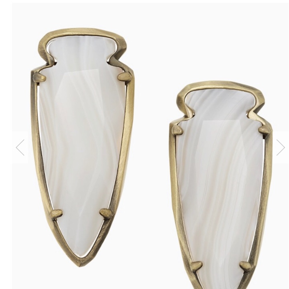 Kendra Scott Kathryn Earring in White Banded Agate